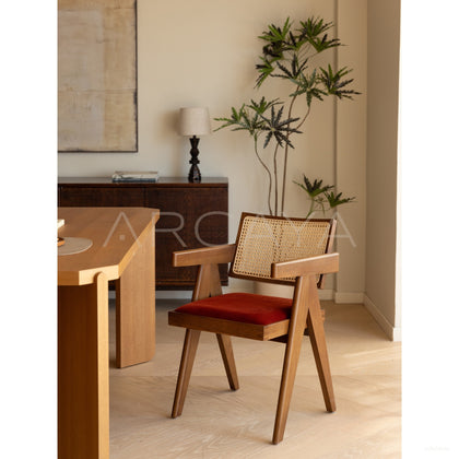 Chandigarh Chair History - scene