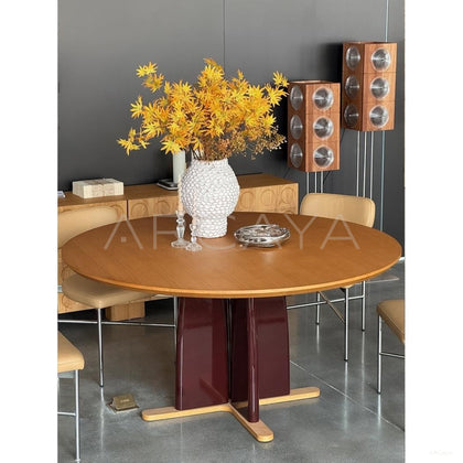 Jeaek Shiqiu Round Dining Table - scene