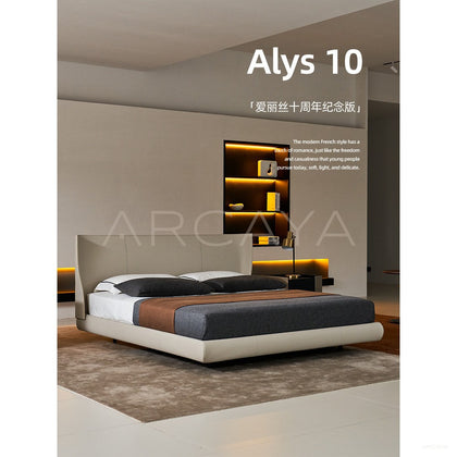 Alice Floating Bed - scene