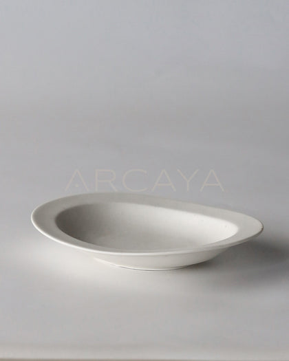 Amu Collab Chinese Oval Shallow Plate - scene