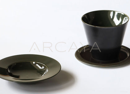 Handmade Black Glaze Wide Rim Deep Plate - scene