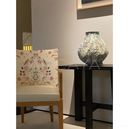 Robins Armchair - scene