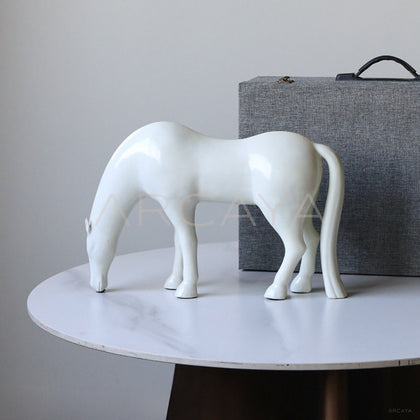 Vintage Art Ceramic Horse Ornament - main