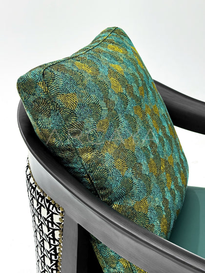 Solid Wood Frame Lounge Chair - detail