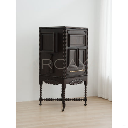 Yiduo Carved Sequence Cabinet - scene