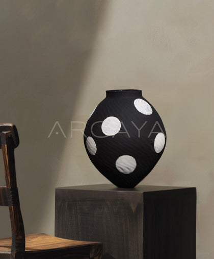 Dadan Jingdezhen Wabi Sabi Floor Jar Vase - scene