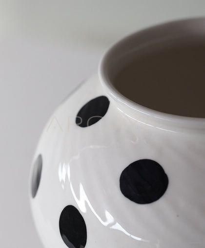 Dadan Jingdezhen Ceramic Jar Vase Dining - scene