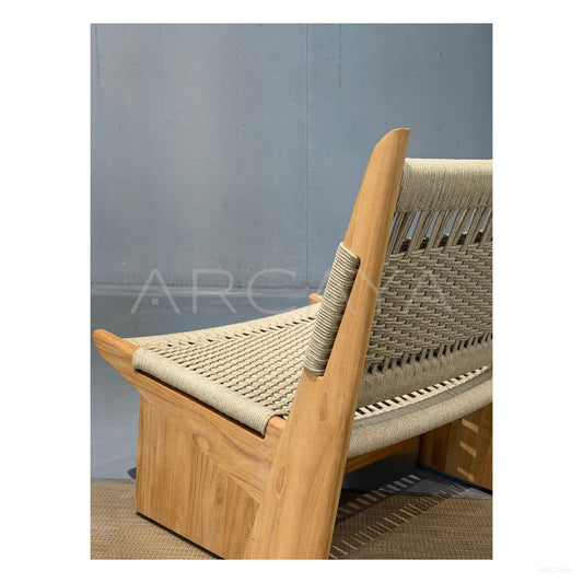 Mid Century Teak Outdoor Lounge Chair - scene