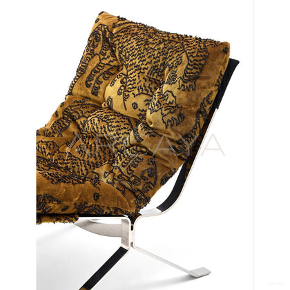 Ohm Lounge Chair Tiger Mountain Velvet - scene