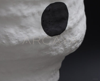 Dadan Designer Wabi Sabi Jingdezhen Vase - scene