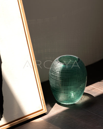Geometric Glass Vase - scene