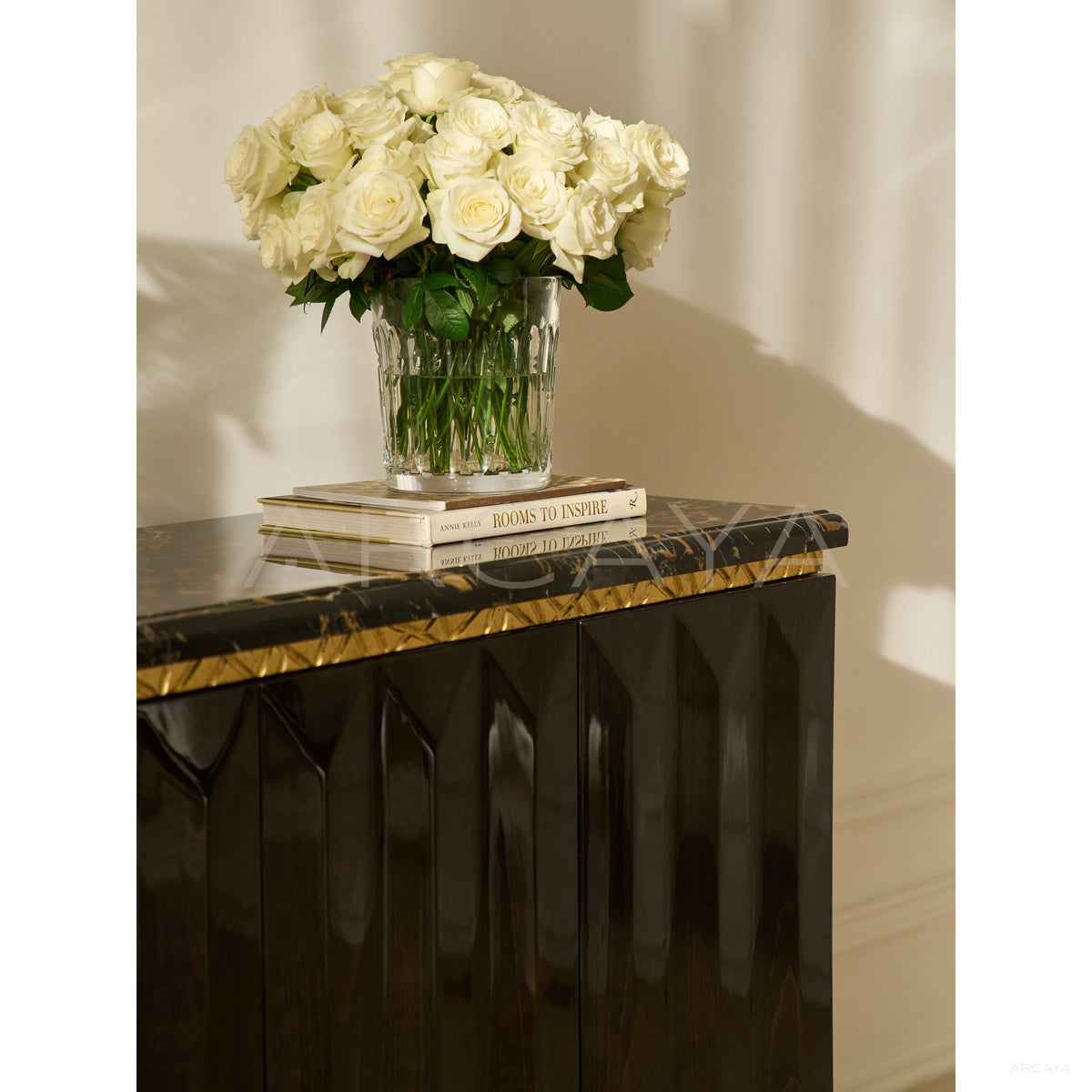 Eliana Sideboard in detail