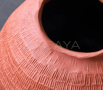 Red Ceramic Wedding Vase - scene