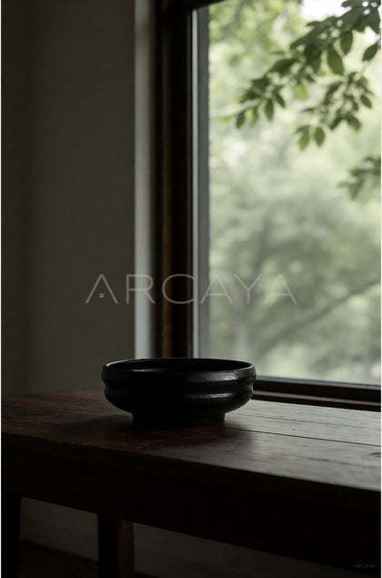 Amu Collab Wabi Sabi Black Glaze Spouted Bowl - scene