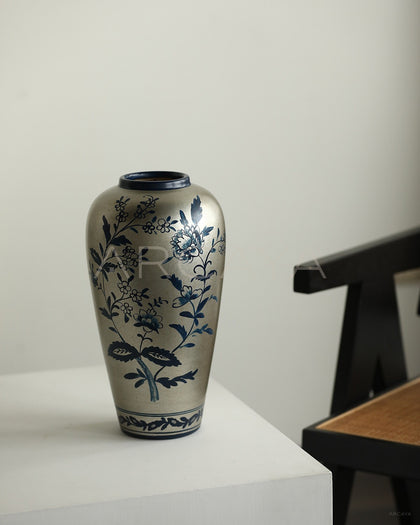 New Chinese Silver Base Blue White Vase - scene