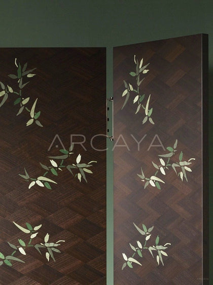 Fine Wood Inlay Folding Screen - scene