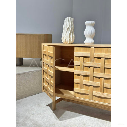 Beautiful Cabinet Moisland - scene