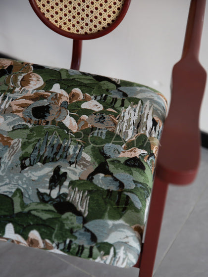 Clover Tea Table Master Chair - detail