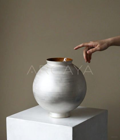 Dadan Silver Glaze Art Ceramic Vase - scene