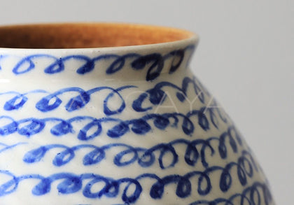 Dadan Jingdezhen Vintage Art Vase - scene