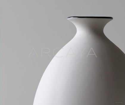 New Chinese Bisque Song Aesthetic Vase - scene