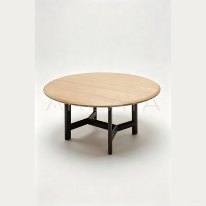 Alex Round Table - scene