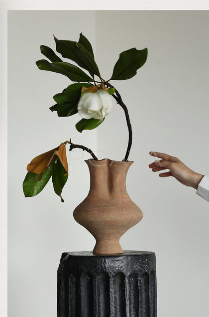 Dadan Hand Pinched Irregular Three Neck Vase - scene