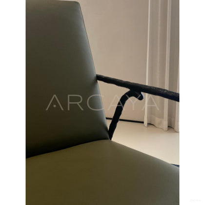 Saint Germain Lounge Chair Wuyu - scene