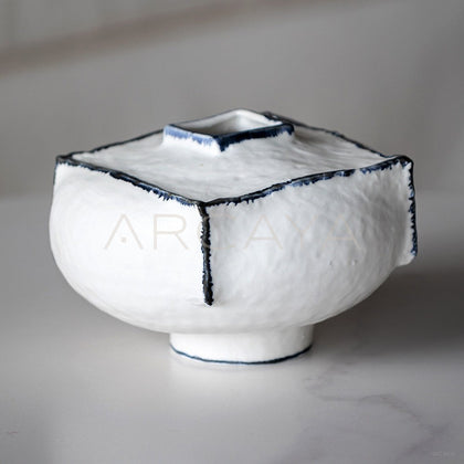 Dadan Hand Painted Blue White Outline Vase - main