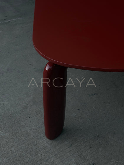Solid Color French Style Table - detail