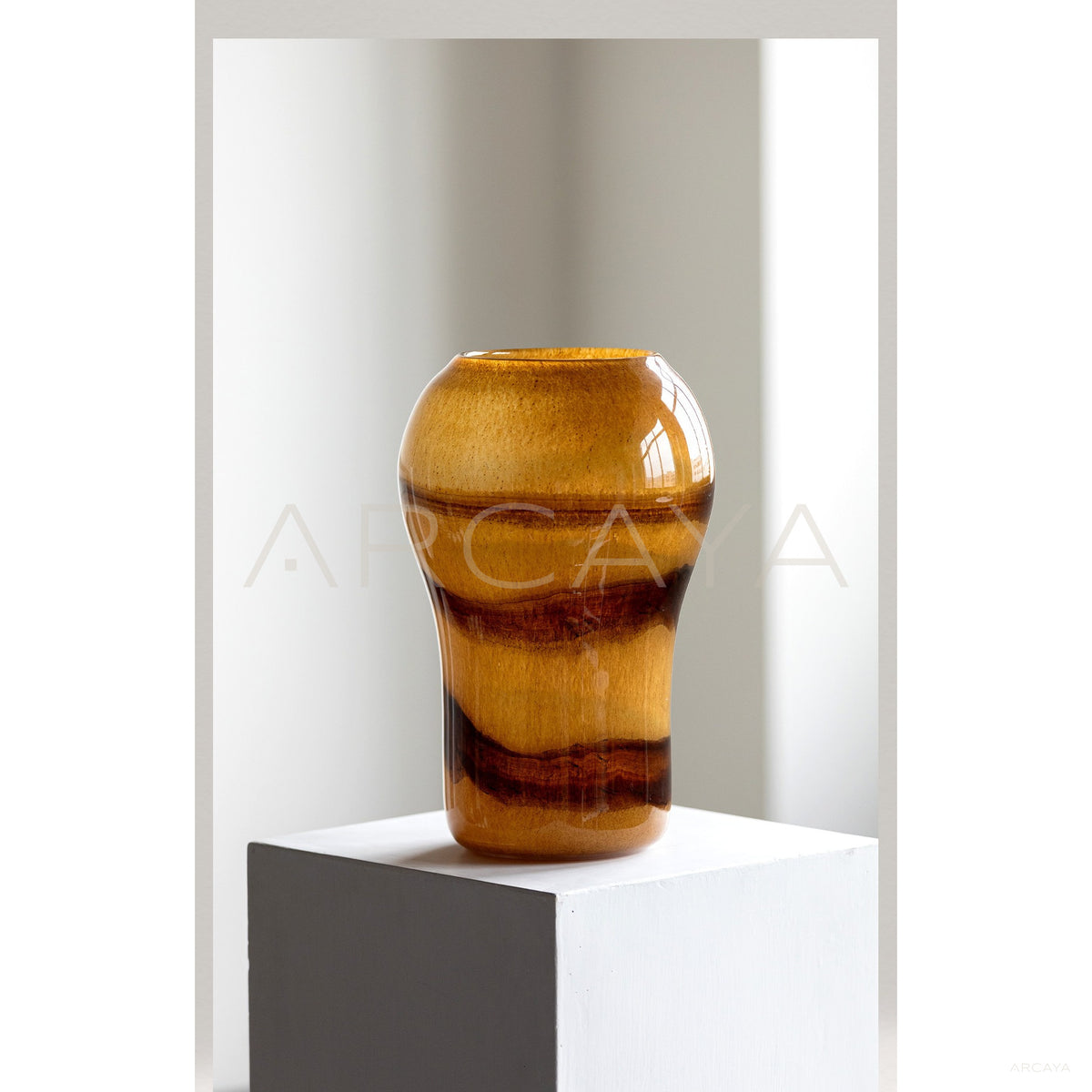 Vintage Brown Pattern Handmade Glass Vase in detail