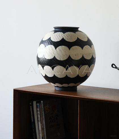 Dadan Hand Painted Large Ceramic Vase - scene