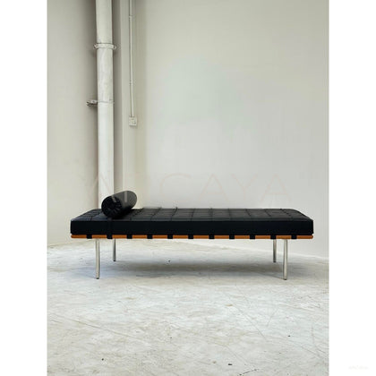 Art Leather M Bench - scene