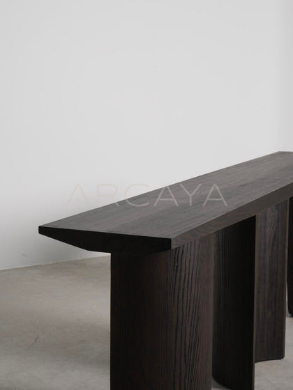 Delcourt Style Console Table - detail