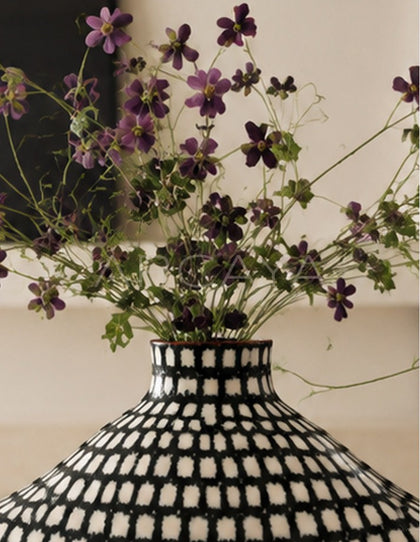 Dadan Dark Green Checkered Ceramic Vase - scene