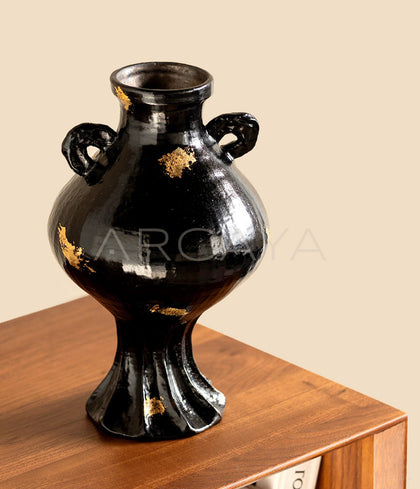 Dadan Black Gold Double Ear Vase - scene