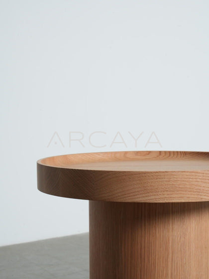 Artistic Round Coffee Table - detail
