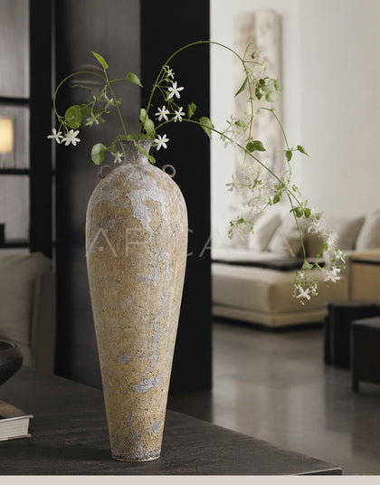 Xiangda Collab Handmade Ceramic Vase - scene