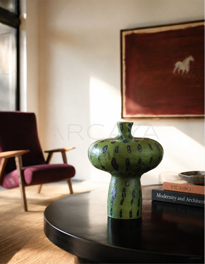 Dadan Green Glaze Ceramic Vase - scene