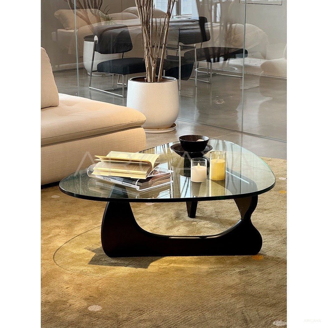 Jeaek Yuji Triangle Coffee Table in detail