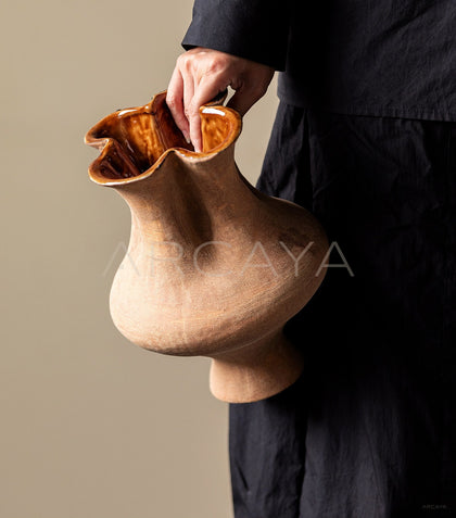 Dadan Hand Pinched Irregular Three Neck Vase - scene