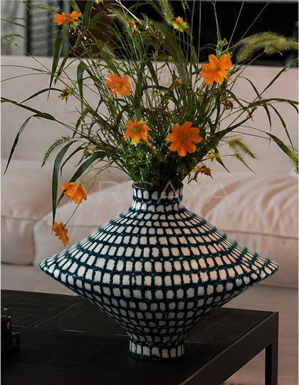 Dadan Hand Painted Checkered Vase Living Room - scene