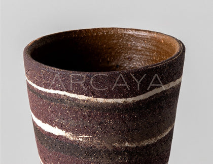 Dadan Marbled Clay Vase Living Room - scene