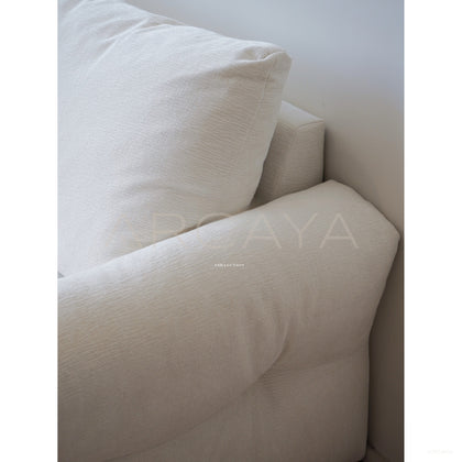 Dio Zhiyu Woven Feather Sofa - scene
