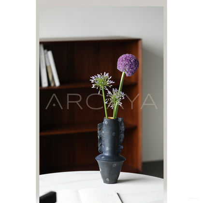 Dadan Hand Pinched Irregular Double Ear Vase - scene