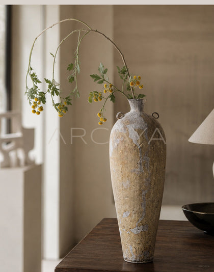 Xiangda Collab Handmade Ceramic Vase - scene