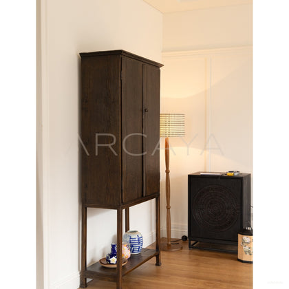 New Old Cabinet - scene