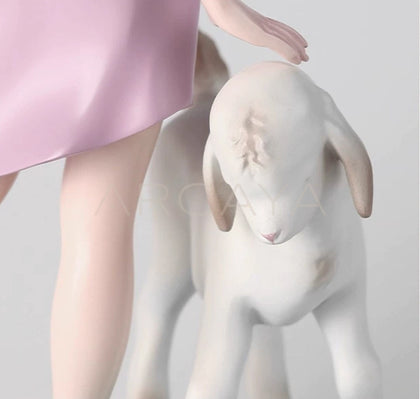 Hardcore Lolita Art Figurine - scene