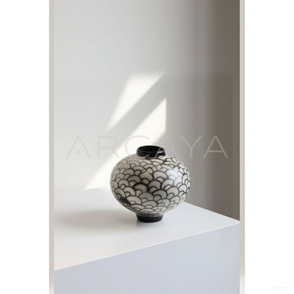 Wabi Sabi Jingdezhen Handmade Ceramic Jar - scene
