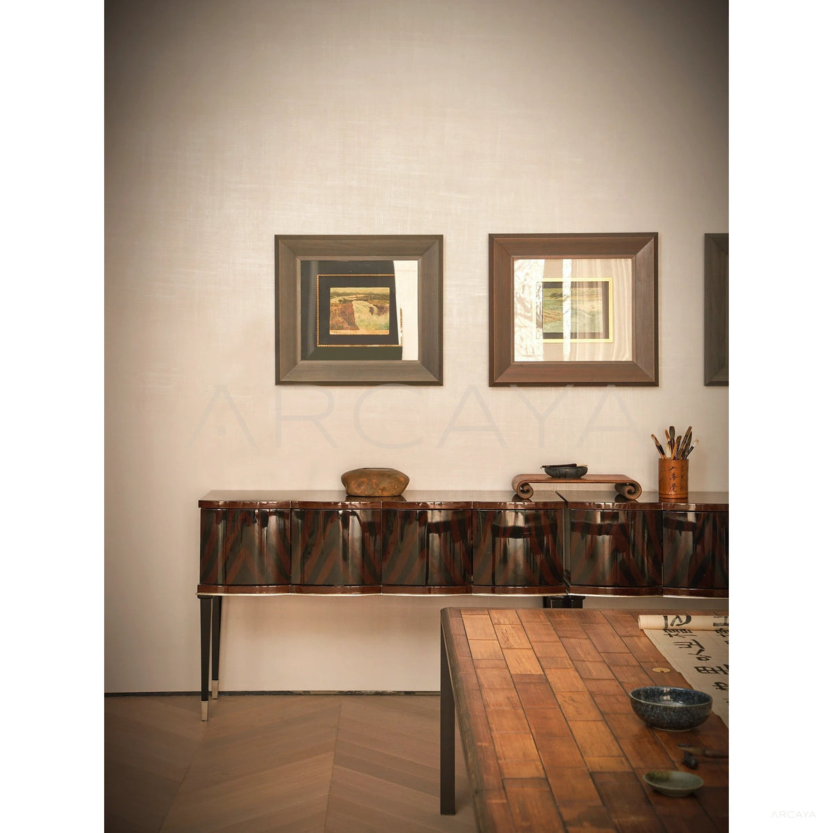 Peyton Entryway Sideboard in detail